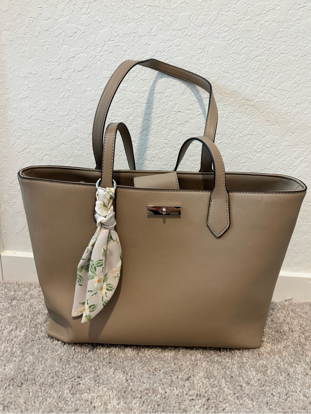 Nine West Taupe Faux Leather Tote Shoulder Bag | Like New